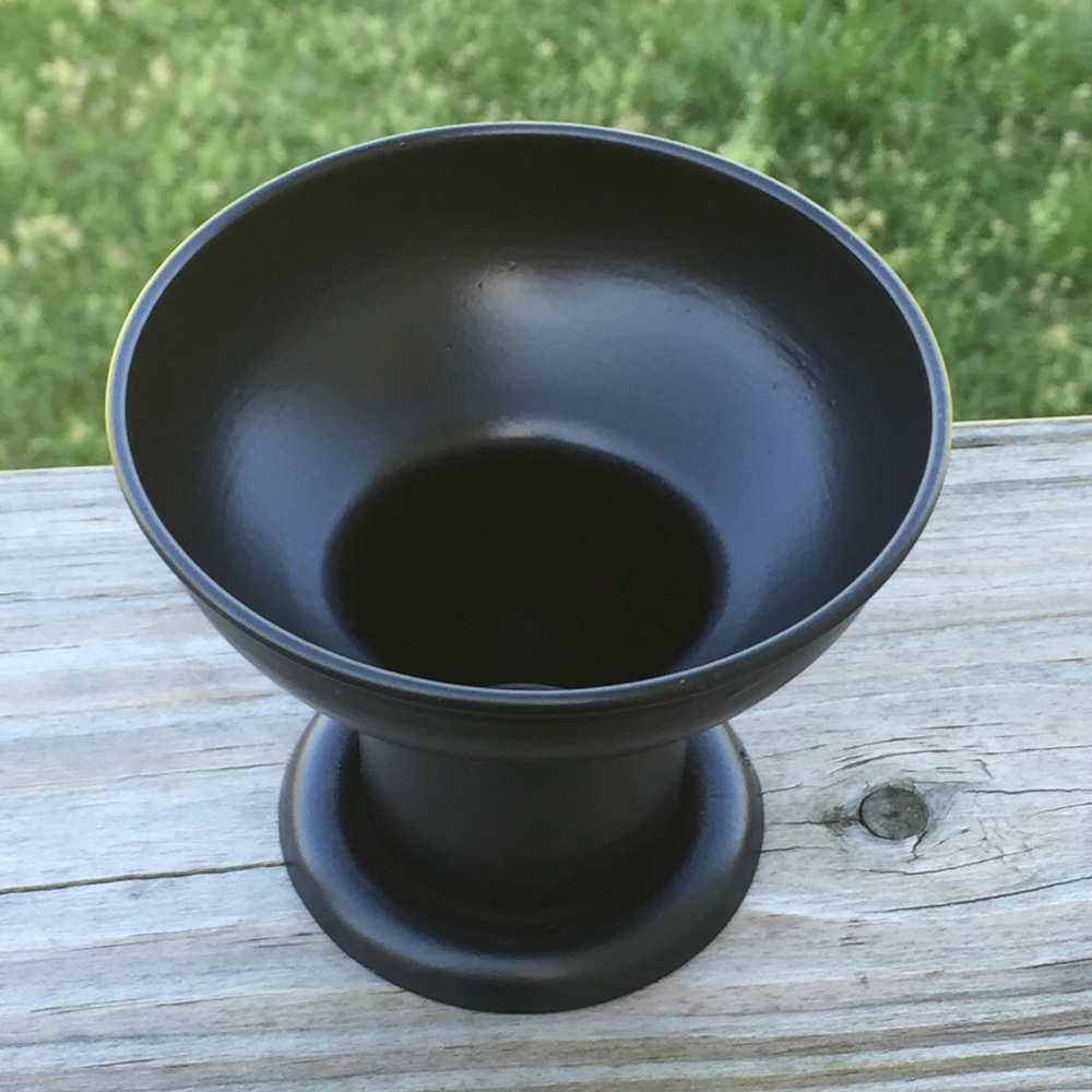 Black metal candle holder for various size candles